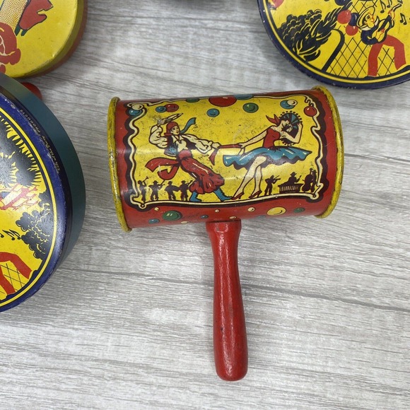 Lot 8 Kirchhof Party Tin Noisemakers Dancing Couples Girls Kitschy New Years Vtg - Picture 6 of 7